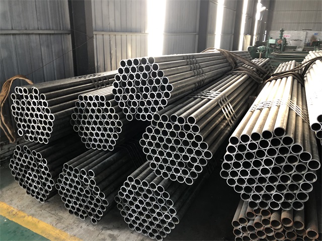 聊城小口径厚壁无缝钢管
