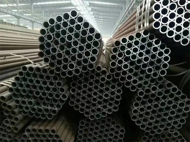 聊城20#石油裂化用无缝钢管